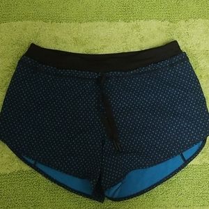 Lululemon Women's Short Size 4